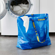 Load image into Gallery viewer, 2x Ikea FRAKTA Medium Blue Carrier Bag Laundry Bags 36L, 603.017.07